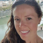 Complot meurtrier : la nounou et le mari piègent un inconnu pour assassiner la mère de famille